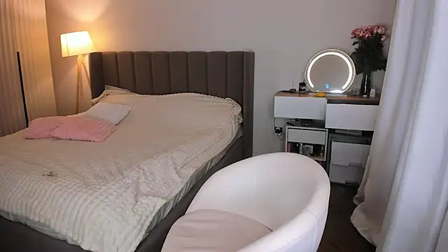 Anni__cute webcam