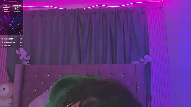 Sweet-Sadie webcam