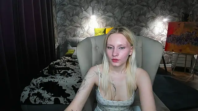 Elizabeth_Adams webcam