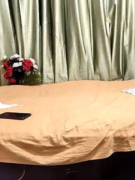 Shalu_G webcam