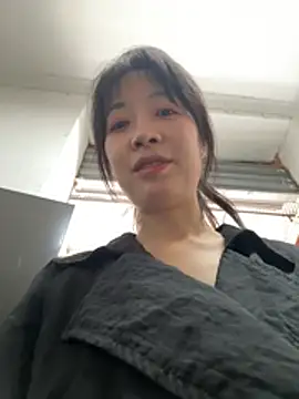美女yourkeer在线直播