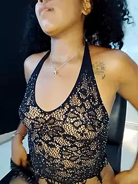 CaramelDesire webcam
