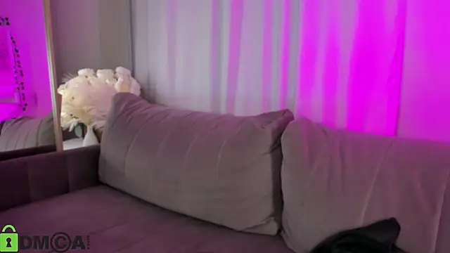 Tiffany_Robinson webcam