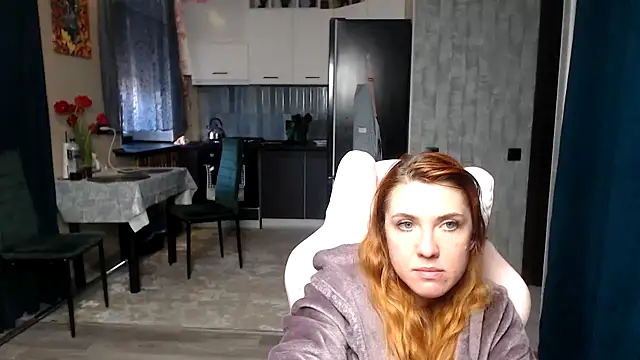 Reginasmilee webcam