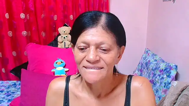 SLUTTYROXY webcam
