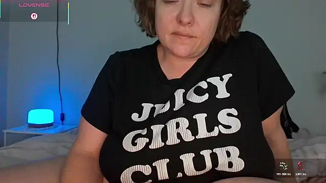 julimonroe webcam