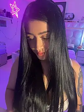 lucianaroy webcam