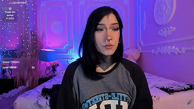 Kat_VonDe webcam