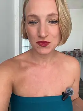 UmaTruewoman webcam