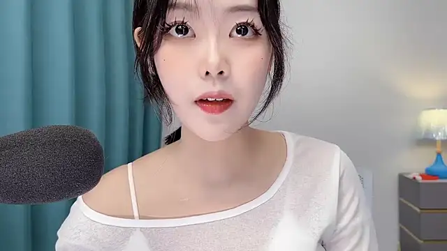 美女smalldaisy在线直播