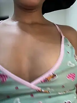 isis_guirl - Isis_guirl's free webcam - UK Sex Cams