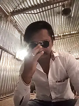 Kartik_bbc_indian webcam