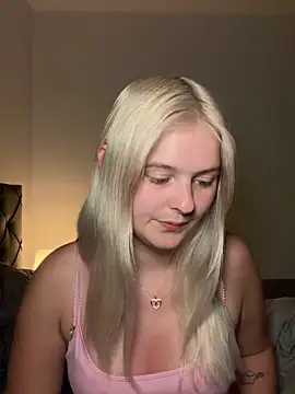 Allylove03 webcam
