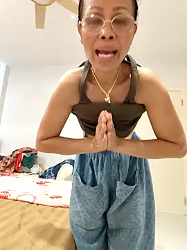 Mama_Eva_1 webcam