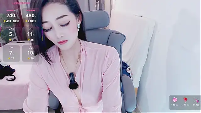 美女yaoyao-baby520在线直播