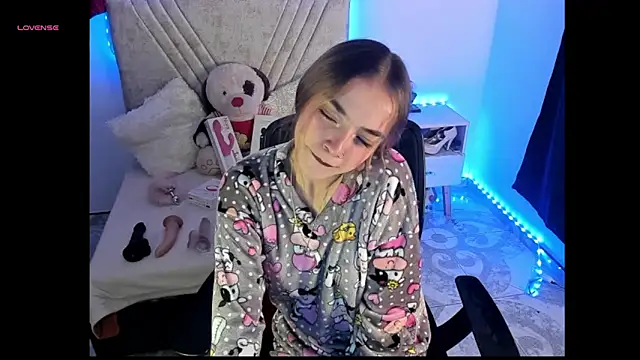 Mia_Victoria22 webcam