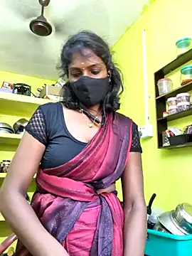 Webcam Model (Honey_rosetamil)  is live.Free join now!