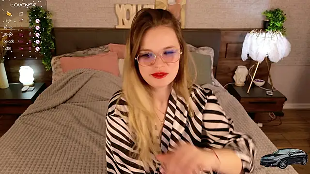 KimEvanss webcam