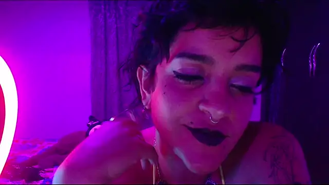 LillithMonroe webcam