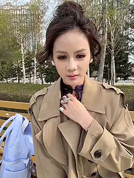 美女AAi-0329在线直播