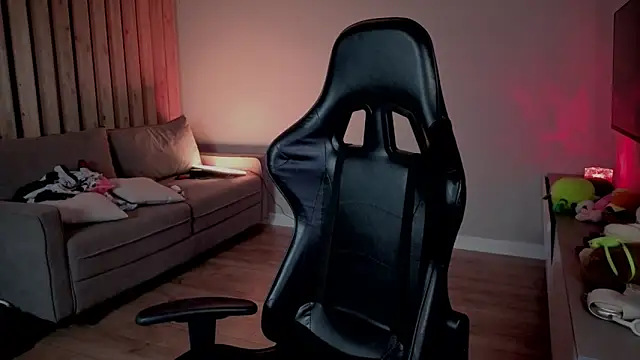 RileyMee webcam