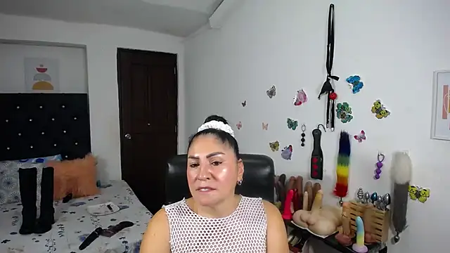 Preview of mature_bigboobs10
