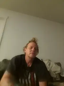 yourMasterisBored webcam