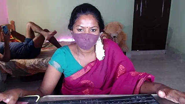 HotGulabi webcam