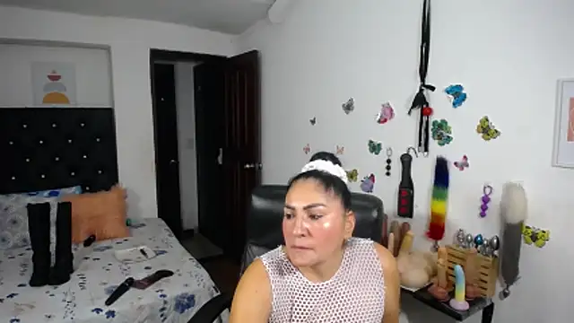 mature_bigboobs10 webcam