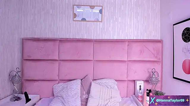 HannaTaylor webcam