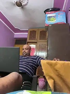 Dick_6inches_Delhi webcam