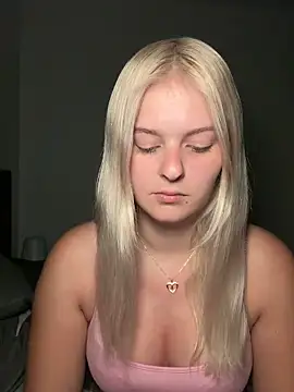 Allylove03 webcam