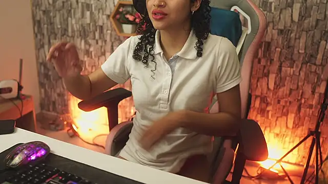 bonniie_98_ webcam