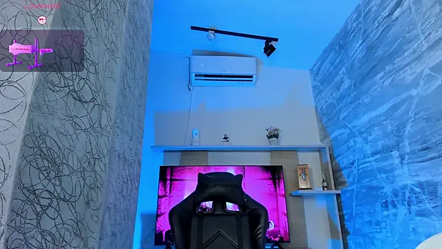 AmbarFoxx_ webcam