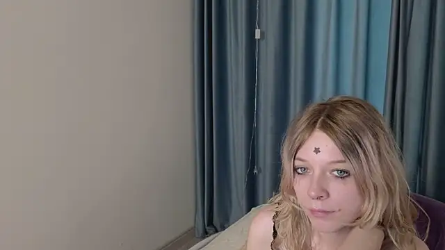 MollySally webcam
