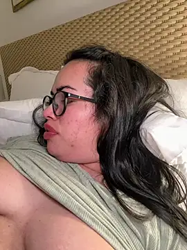 andra_rose webcam