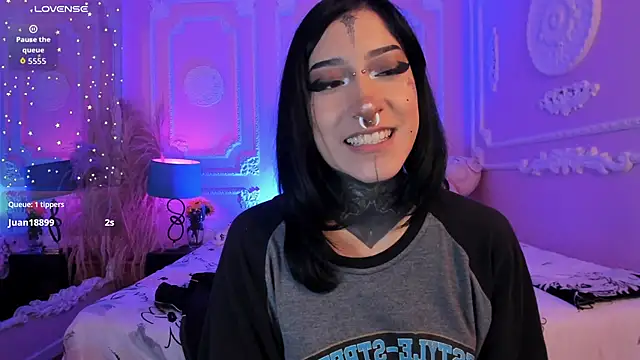 Kat_VonDe webcam