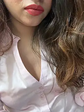riya_sharma11 webcam