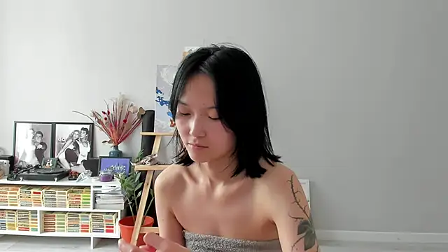 ailey_chao webcam