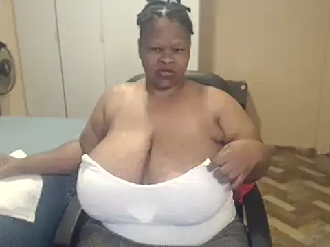 sweetnoziexx webcam