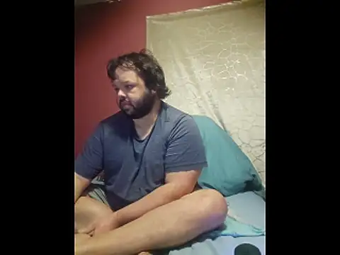 Strongbutgentle36 webcam
