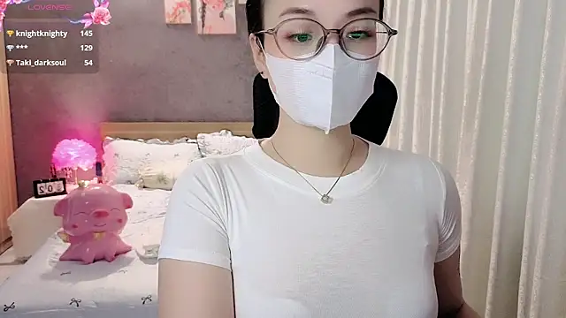 JENNIE-16 live sex cam