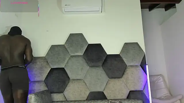 Latrellx7 webcam