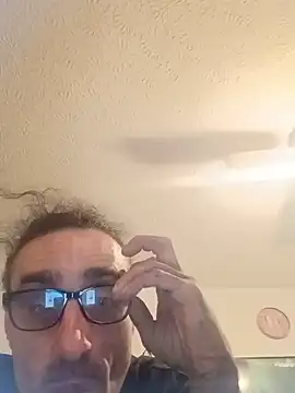 19chubbylover81 webcam
