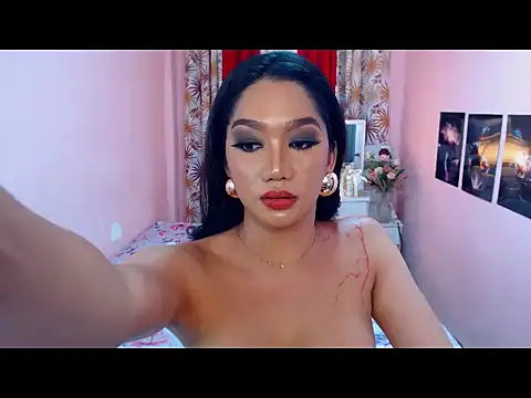 UrScreenGoddess webcam