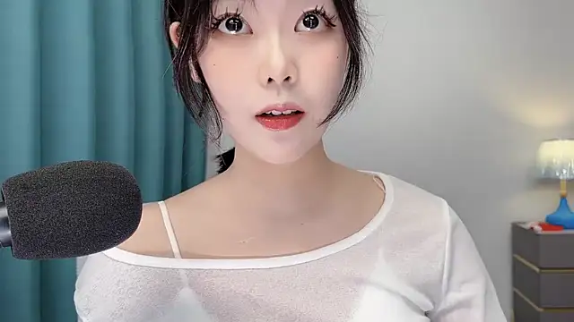美女smalldaisy在线直播
