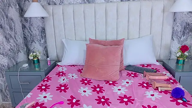 Sophie_Vega webcam