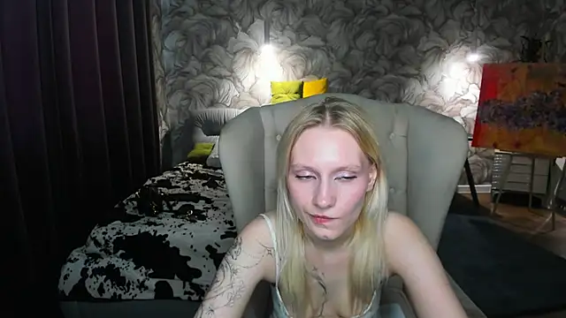 Elizabeth_Adams webcam