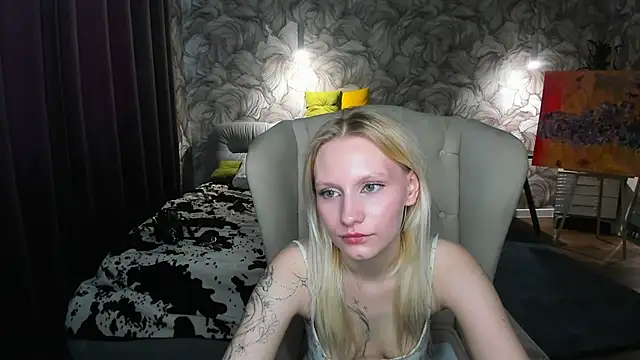 Elizabeth_Adams webcam