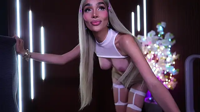 xxforyoureyesonlyxx webcam